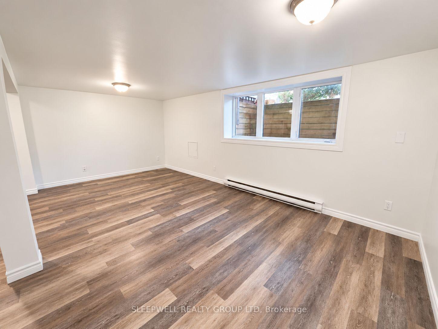 Photo 6 of Unit B, 16 Banner Road, Ottawa, Sheahan Estates/Trend Village — HOMEH