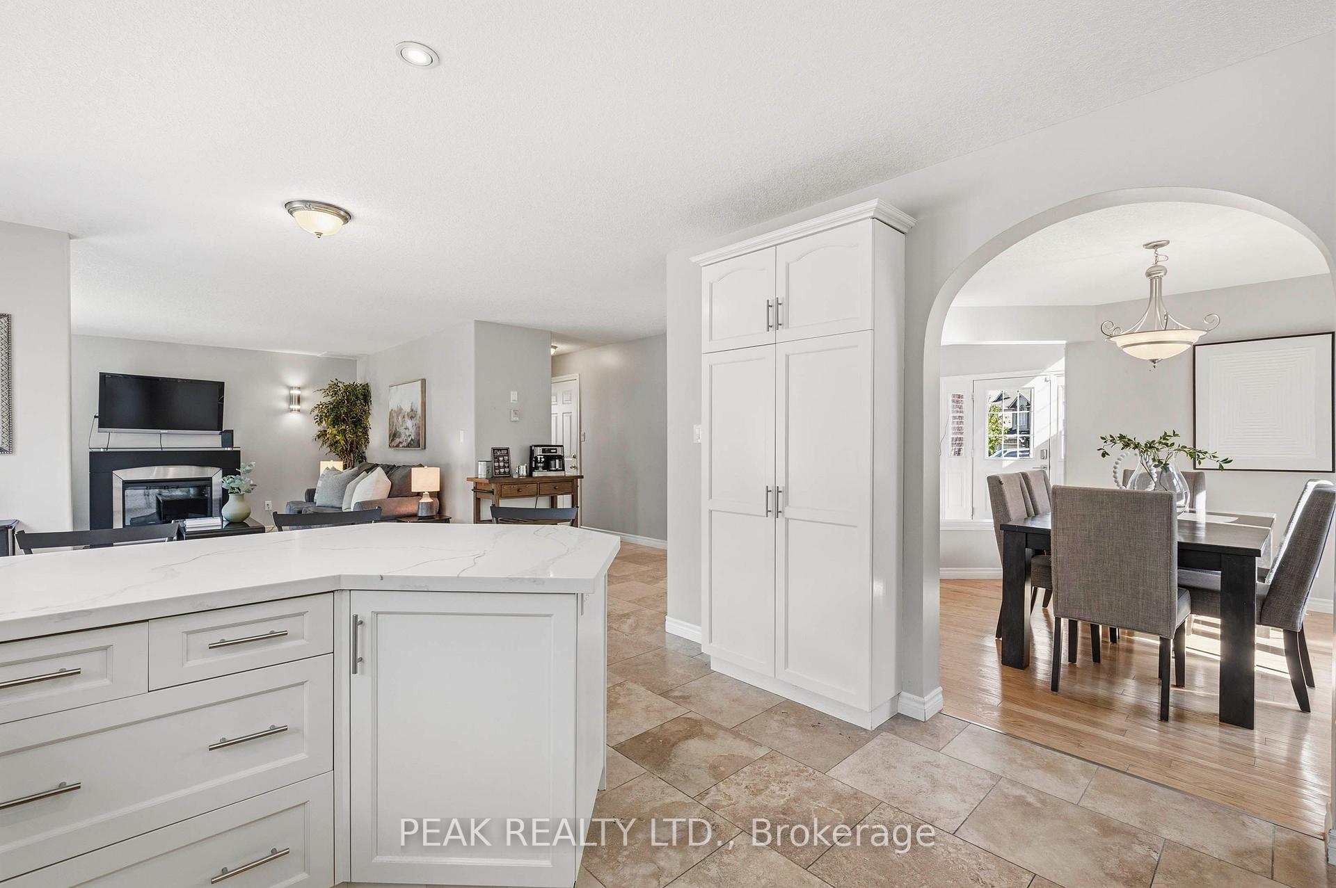 Photo 11 of 173 Stiefelmeyer Crescent, Wilmot, Baden — HOMEH