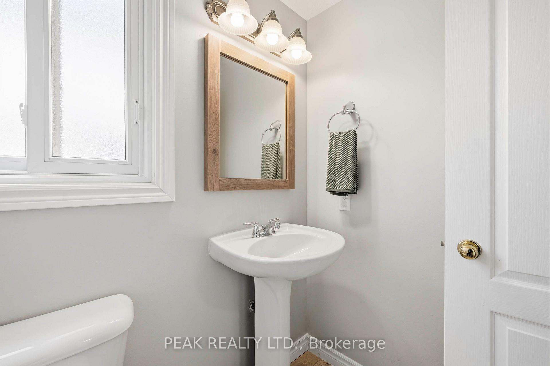 Photo 19 of 173 Stiefelmeyer Crescent, Wilmot, Baden — HOMEH