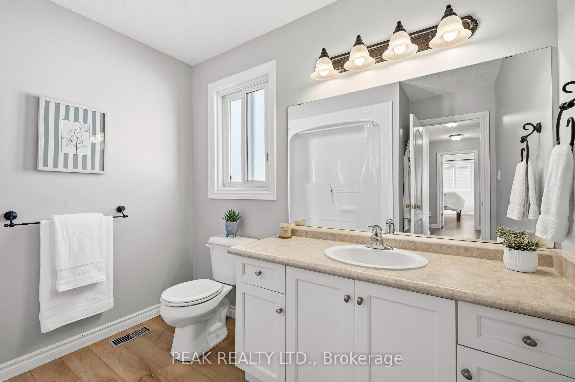 Photo 25 of 173 Stiefelmeyer Crescent, Wilmot, Baden — HOMEH