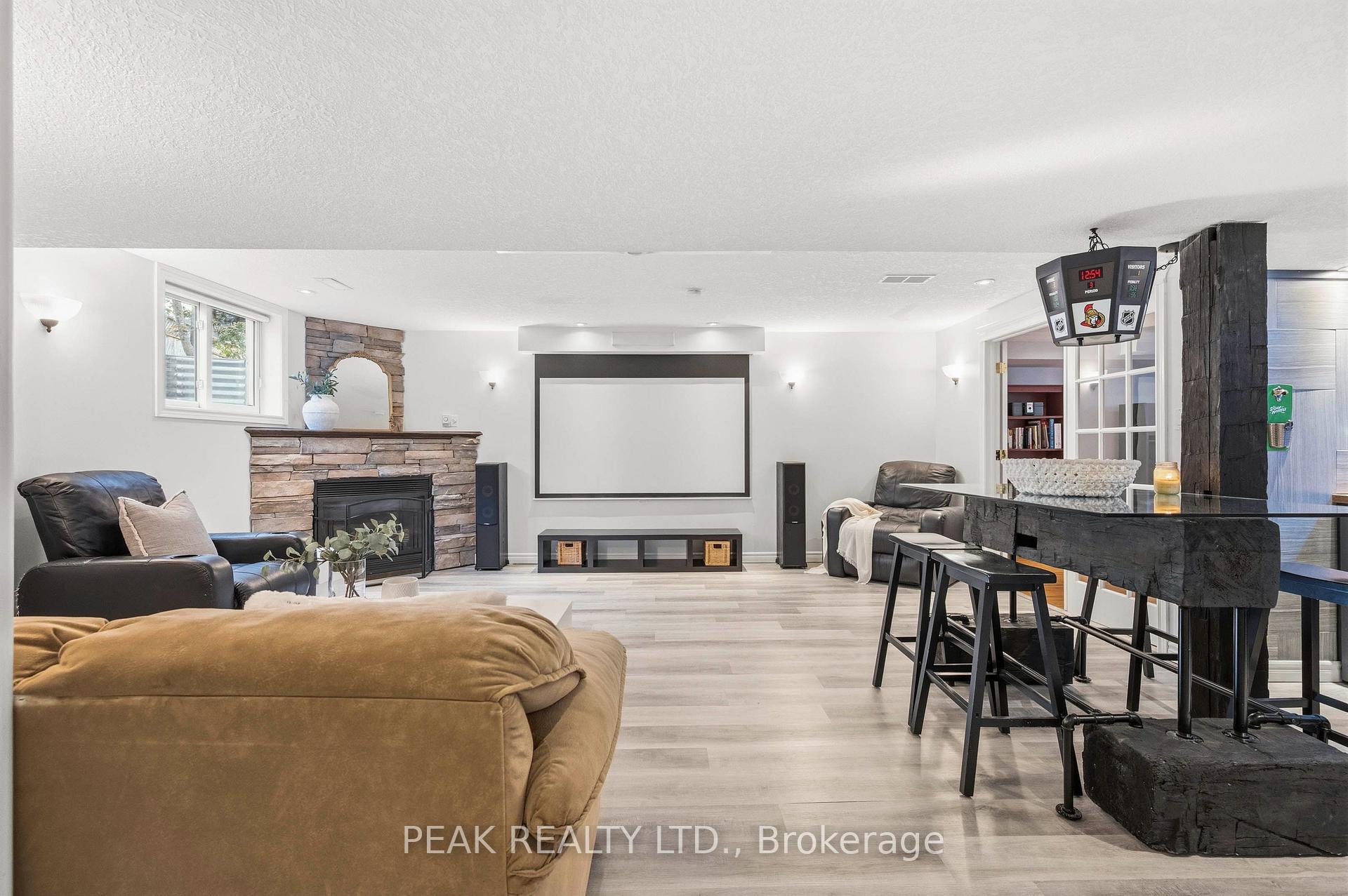 Photo 29 of 173 Stiefelmeyer Crescent, Wilmot, Baden — HOMEH