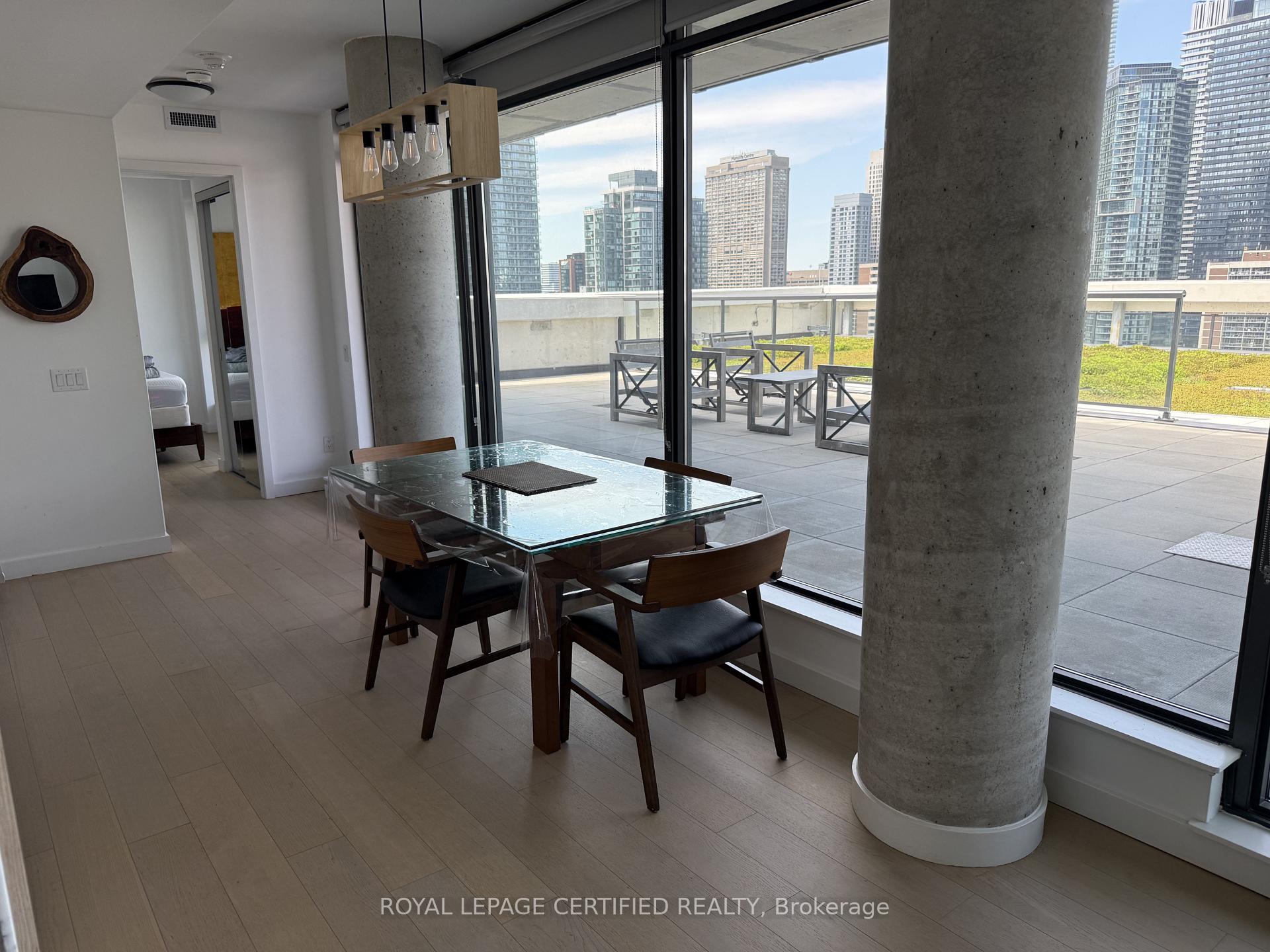 Photo 5 of Unit 2305, 81 Wellesley Street E, Toronto, Church-Yonge Corridor — HOMEH