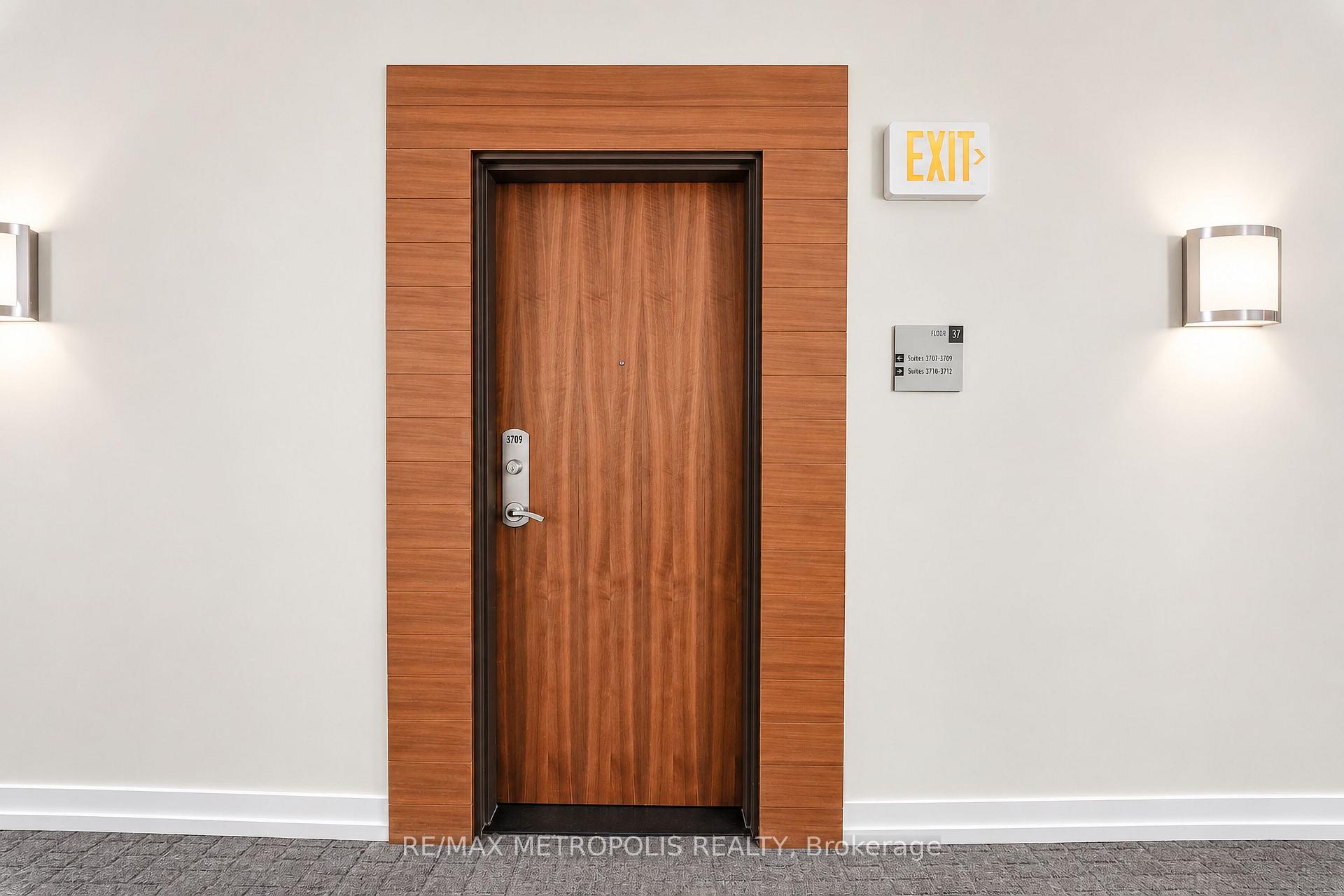 Photo 5 of Unit 3709, 2191 Yonge Street, Toronto, Mount Pleasant West — HOMEH