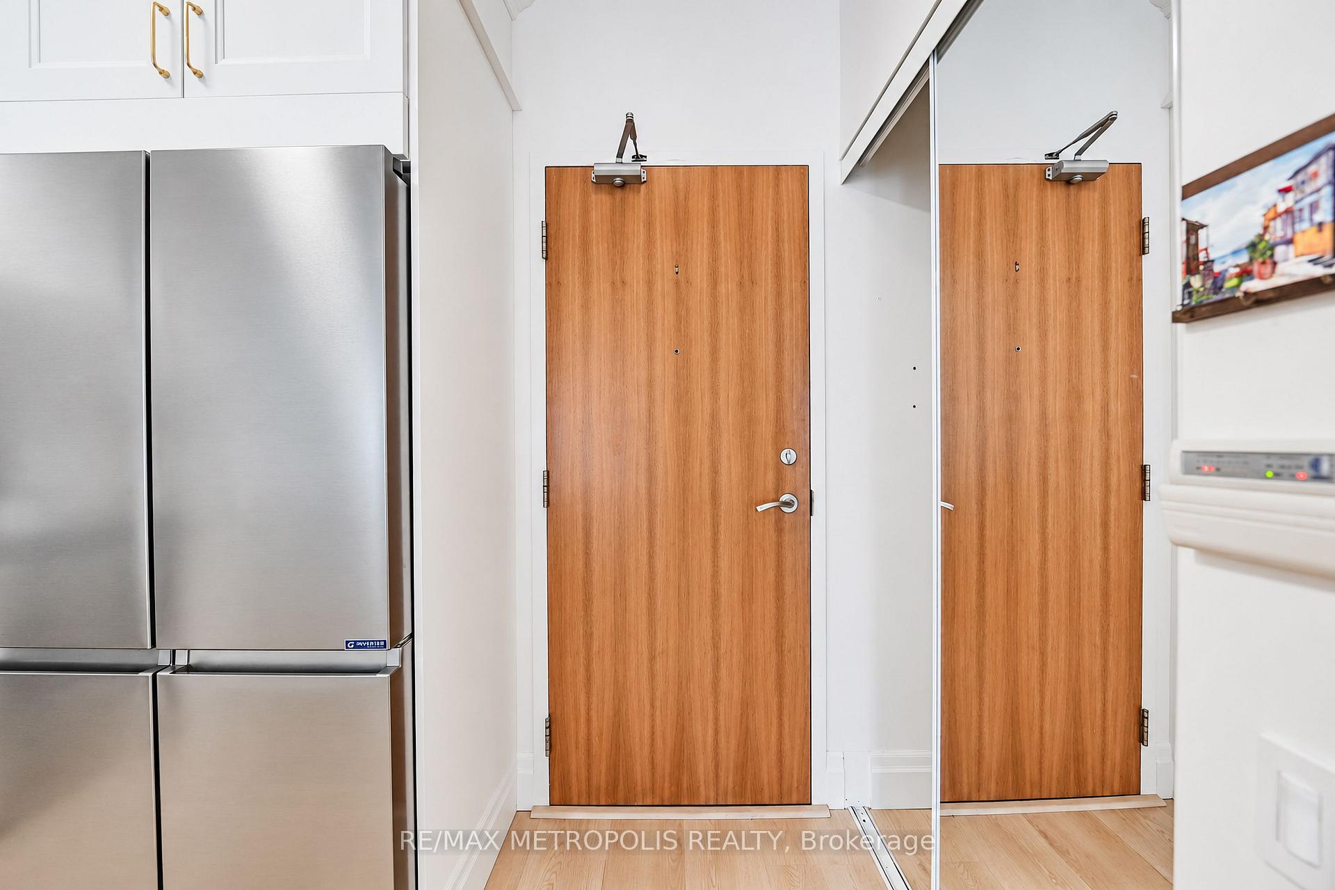 Photo 7 of Unit 3709, 2191 Yonge Street, Toronto, Mount Pleasant West — HOMEH