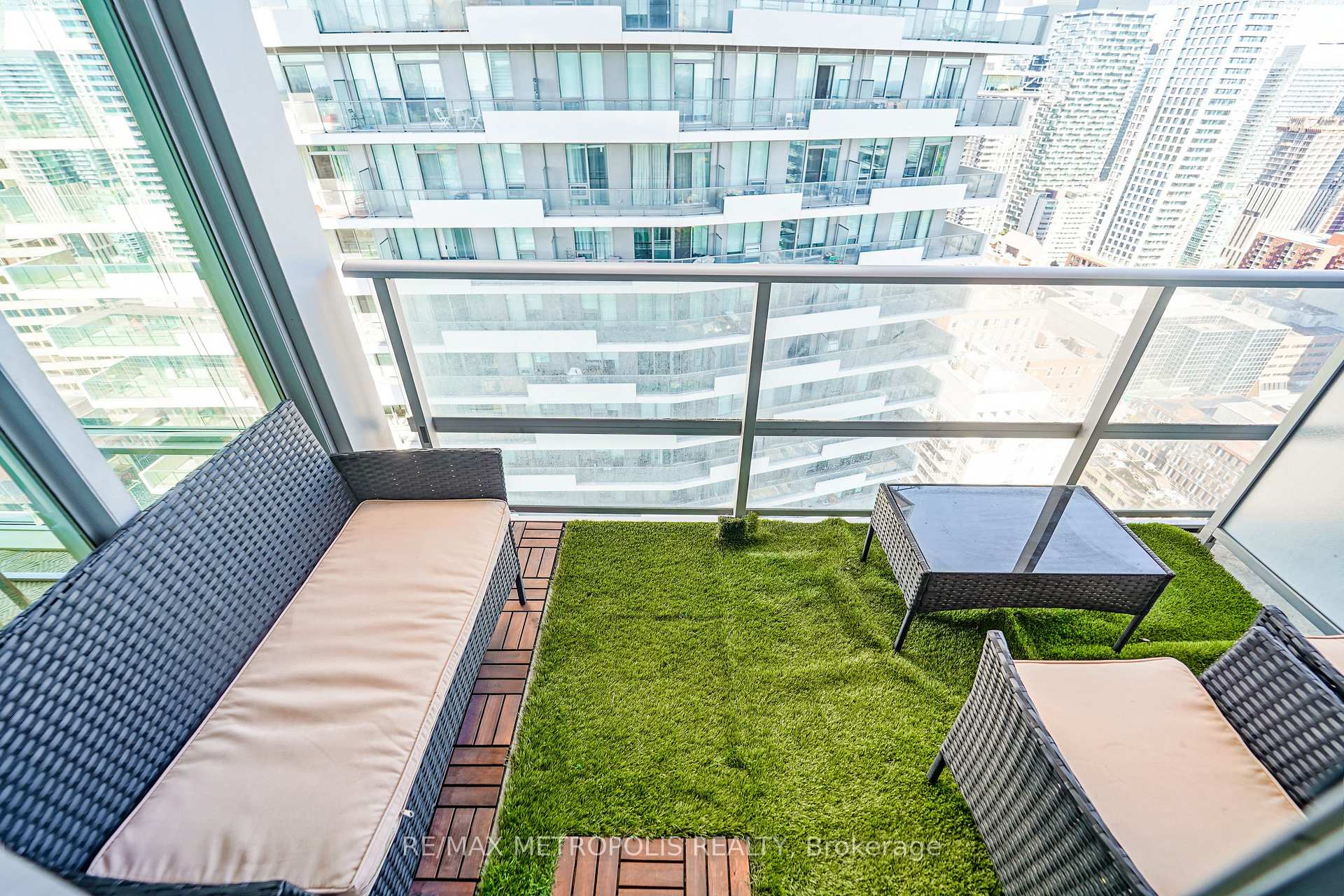 Photo 31 of Unit 3709, 2191 Yonge Street, Toronto, Mount Pleasant West — HOMEH