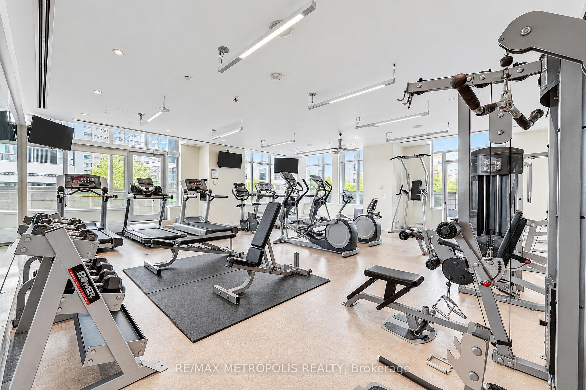 Photo 36 of Unit 3709, 2191 Yonge Street, Toronto, Mount Pleasant West — HOMEH