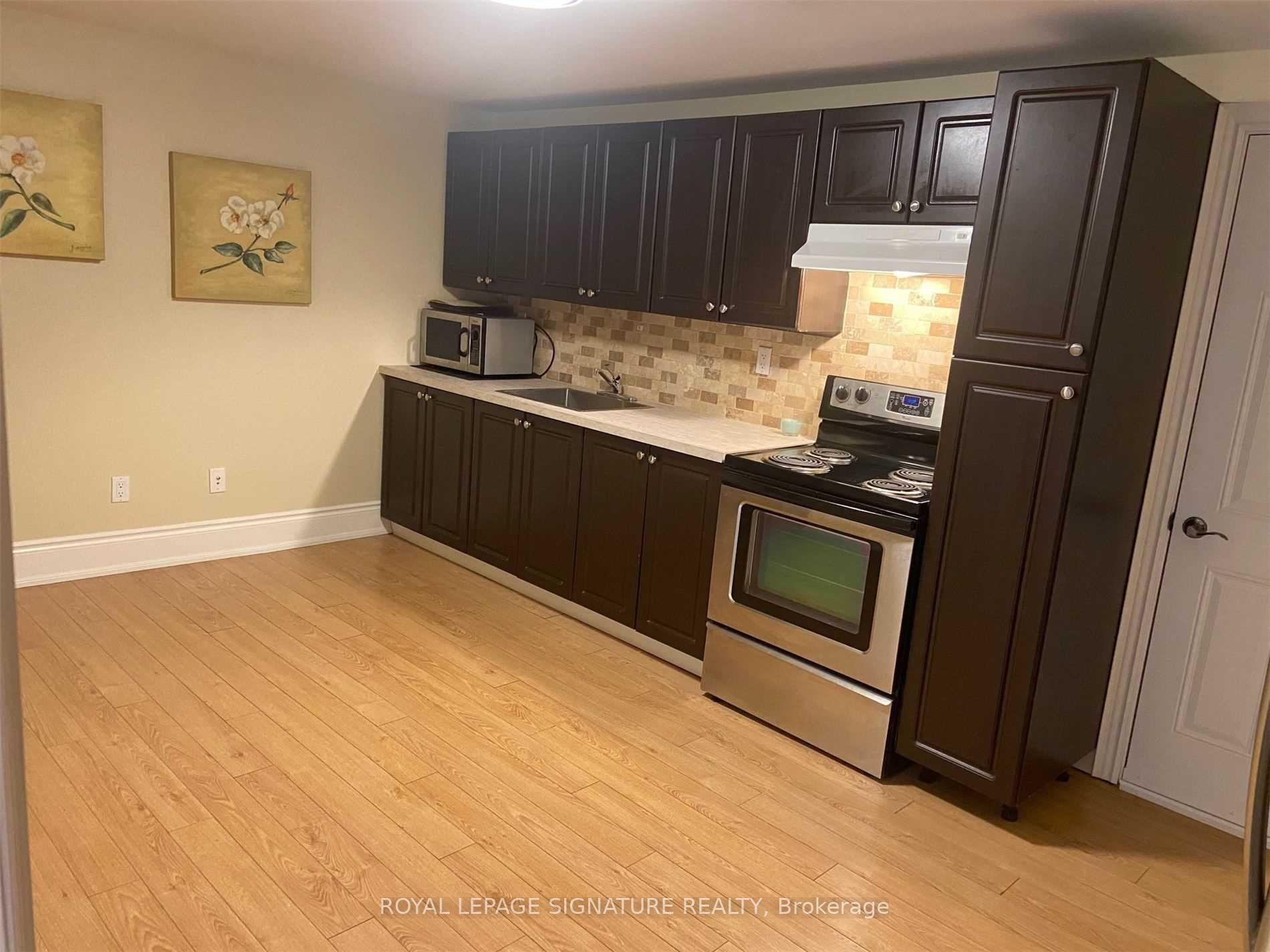 Photo 6 of Unit Lower, 41 Kimbermount Drive, Scarborough, L'Amoreaux — HOMEH