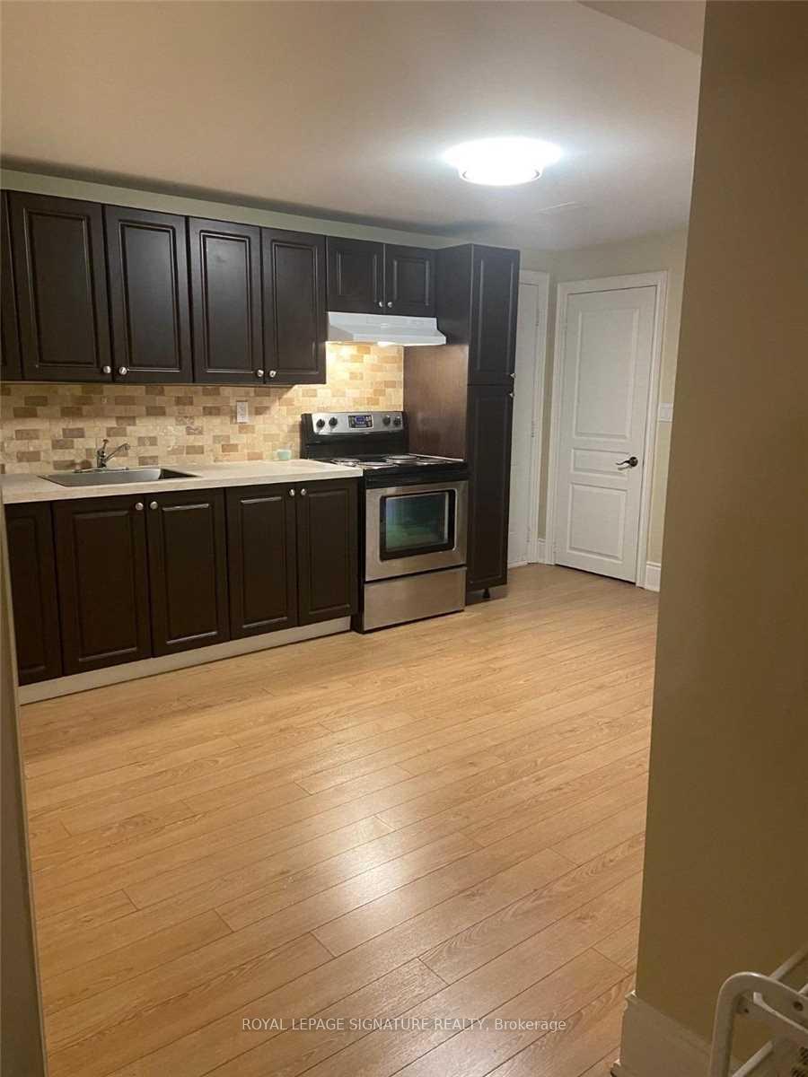 Photo 12 of Unit Lower, 41 Kimbermount Drive, Scarborough, L'Amoreaux — HOMEH