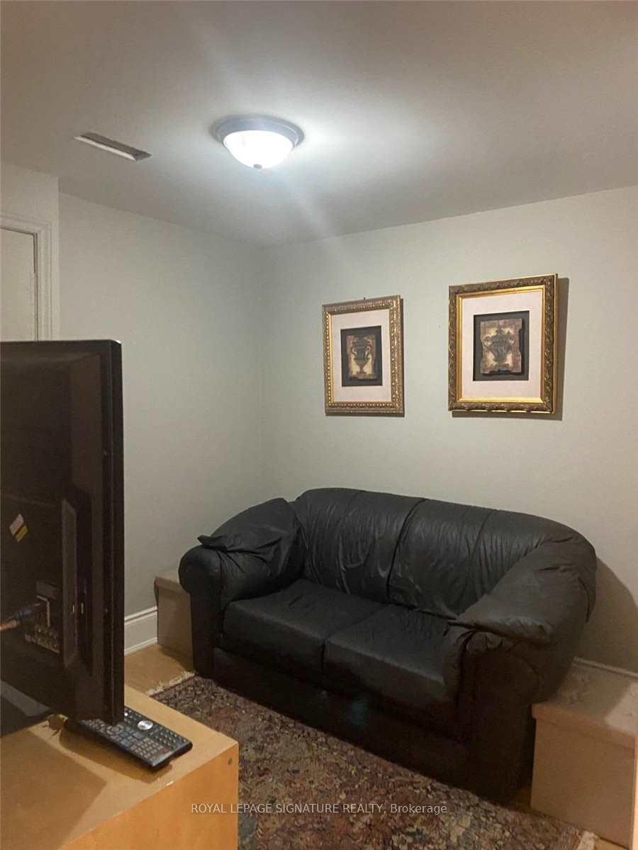 Photo 18 of Unit Lower, 41 Kimbermount Drive, Scarborough, L'Amoreaux — HOMEH