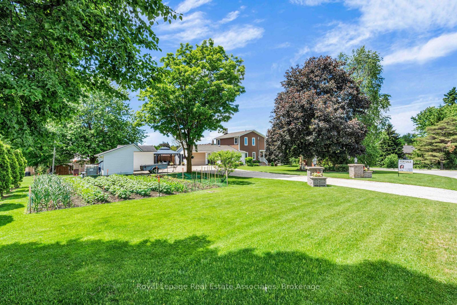 Photo 8 of 117 Helena Street, West Grey — HOMEH