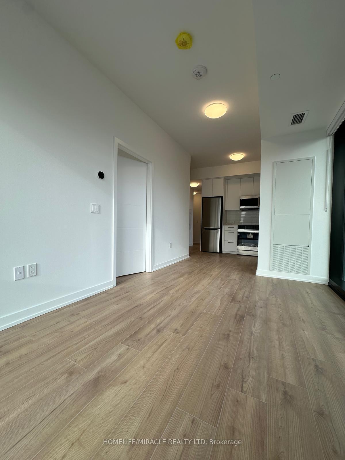 Photo 4 of Unit 908, 30 Francis Street S, Kitchener, City Commercial Core — HOMEH