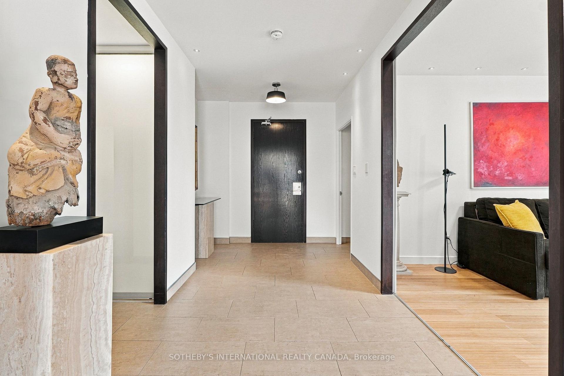 Photo 2 of Unit 801, 1132 Bay Street, Toronto, Bay Street Corridor — HOMEH