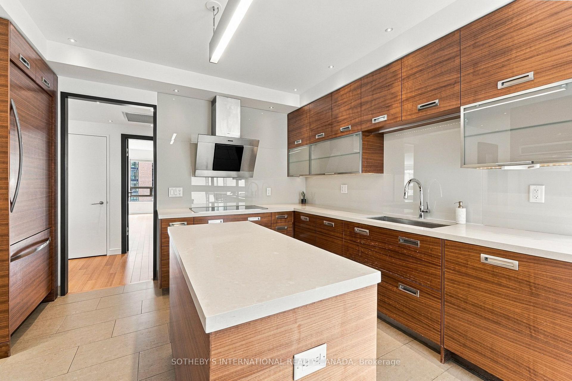 Photo 13 of Unit 801, 1132 Bay Street, Toronto, Bay Street Corridor — HOMEH