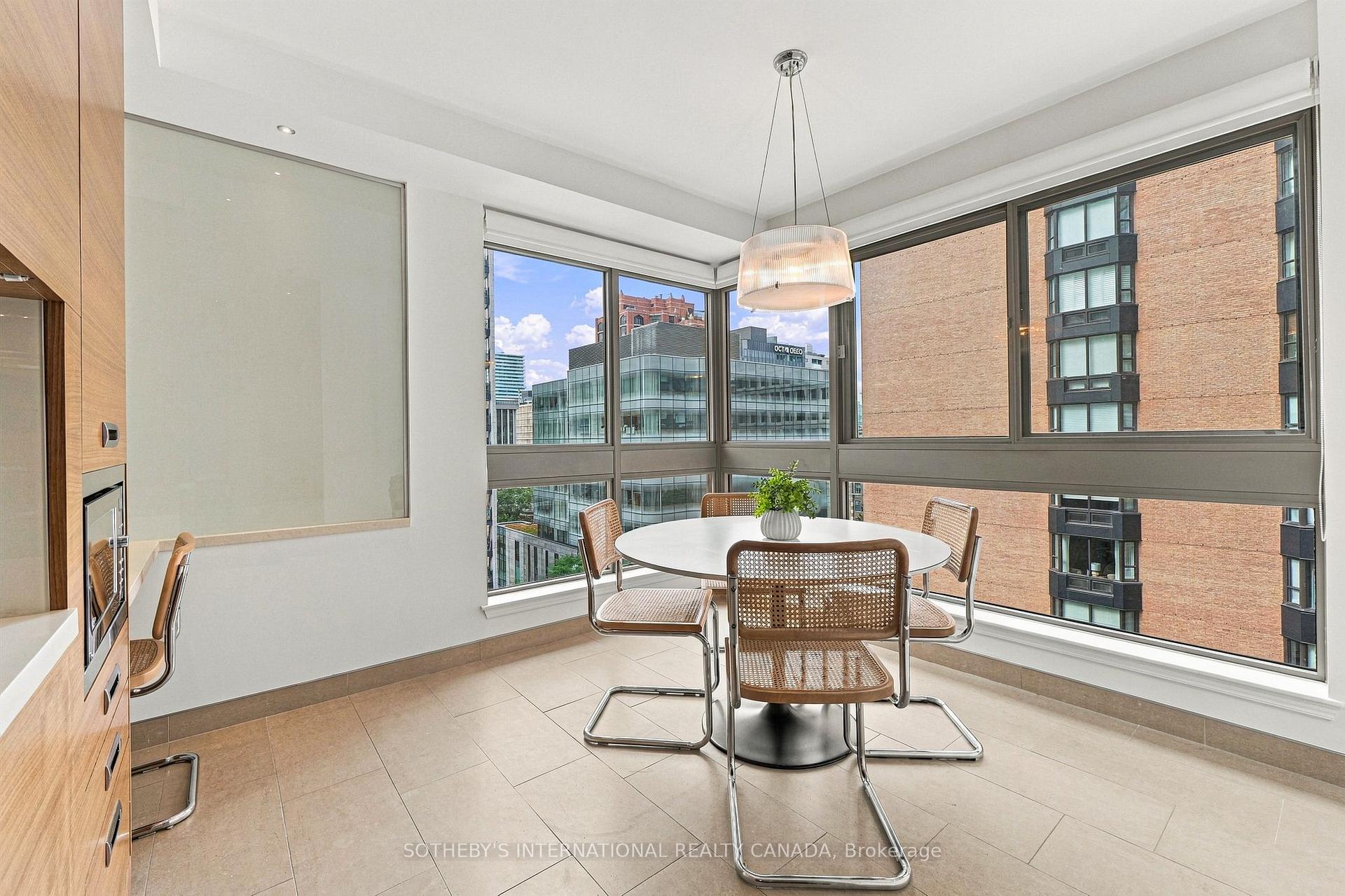 Photo 15 of Unit 801, 1132 Bay Street, Toronto, Bay Street Corridor — HOMEH