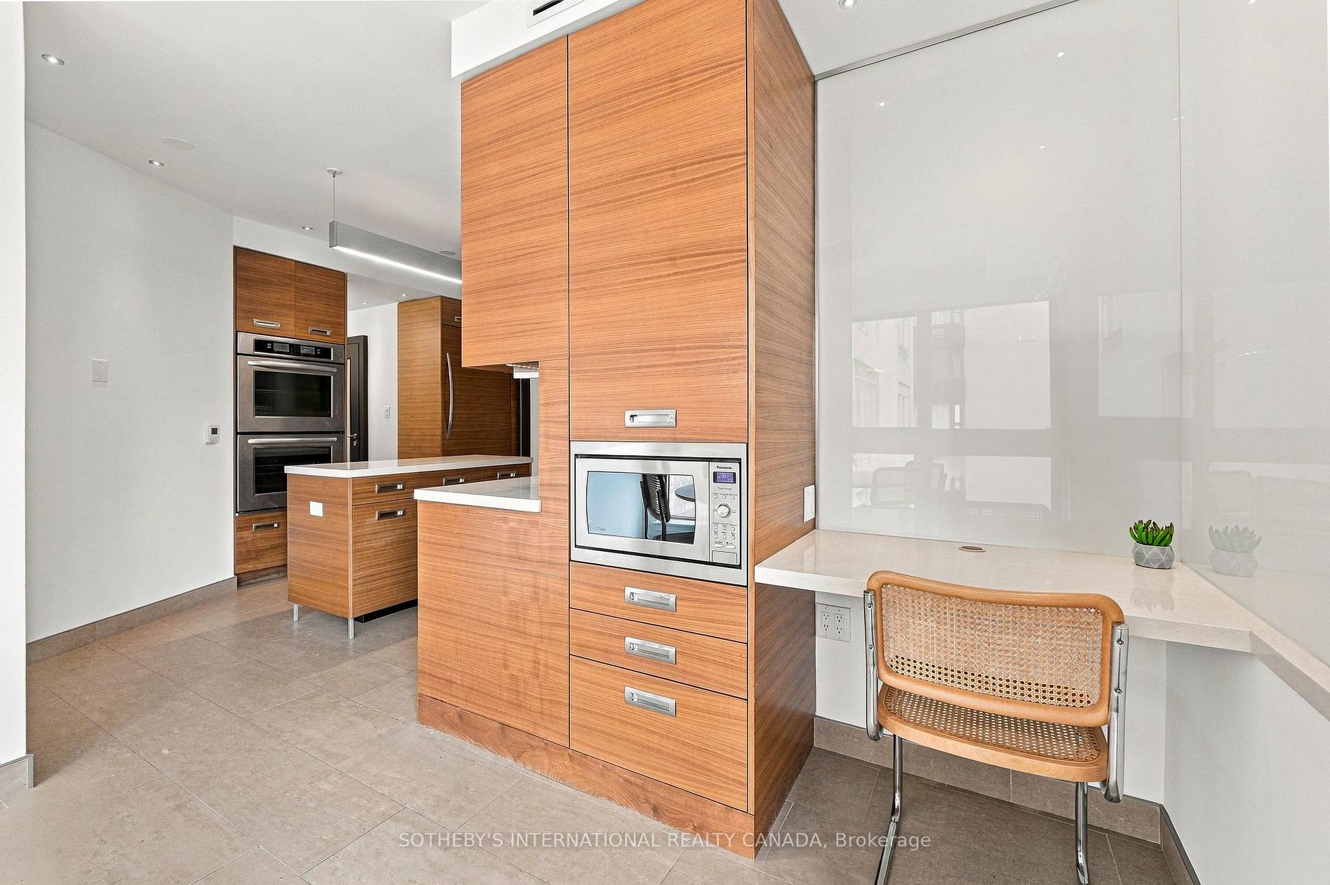 Photo 17 of Unit 801, 1132 Bay Street, Toronto, Bay Street Corridor — HOMEH