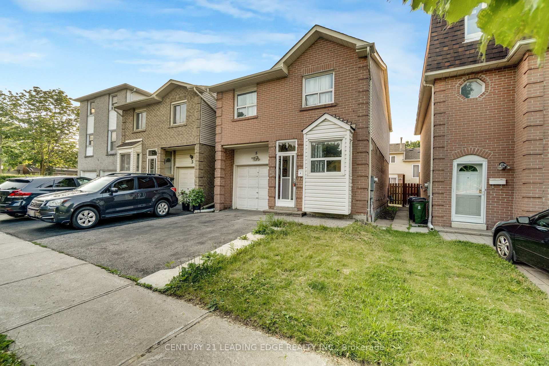 Photo of 5 Kimbercroft Court