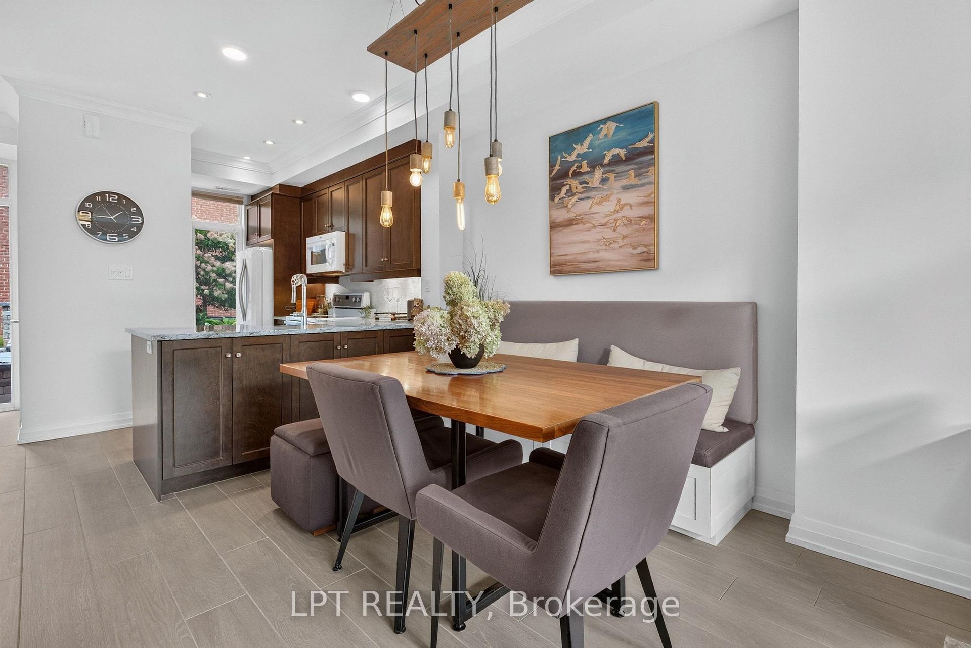 Photo 10 of 348 Ravenhill Avenue E, Ottawa, McKellar/Highland — HOMEH