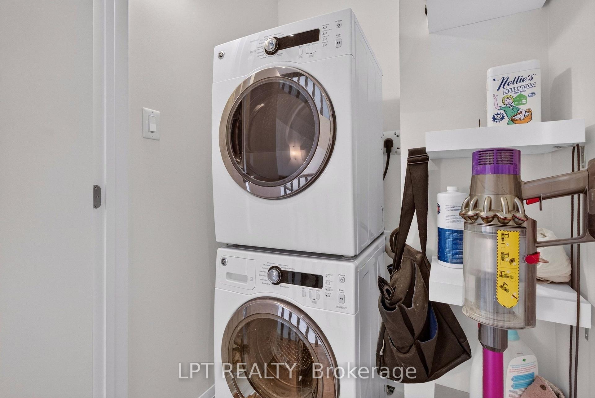 Photo 27 of 348 Ravenhill Avenue E, Ottawa, McKellar/Highland — HOMEH