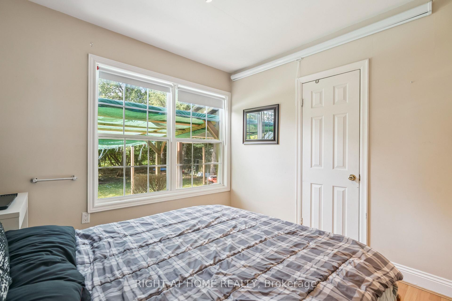 Photo 20 of 2343 Mountainside Drive, Burlington, Mountainside — HOMEH