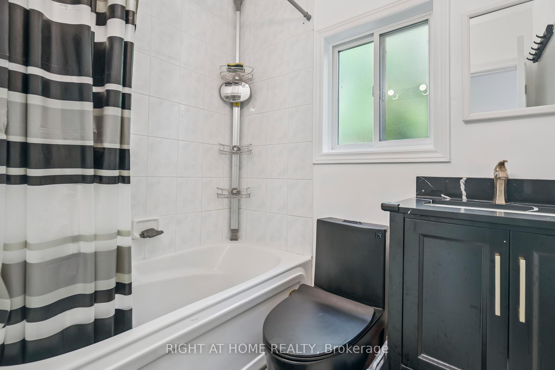 Photo 29 of 2343 Mountainside Drive, Burlington, Mountainside — HOMEH
