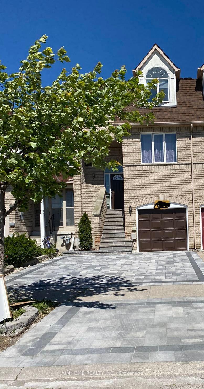 Front of 131 Bridlepath Street