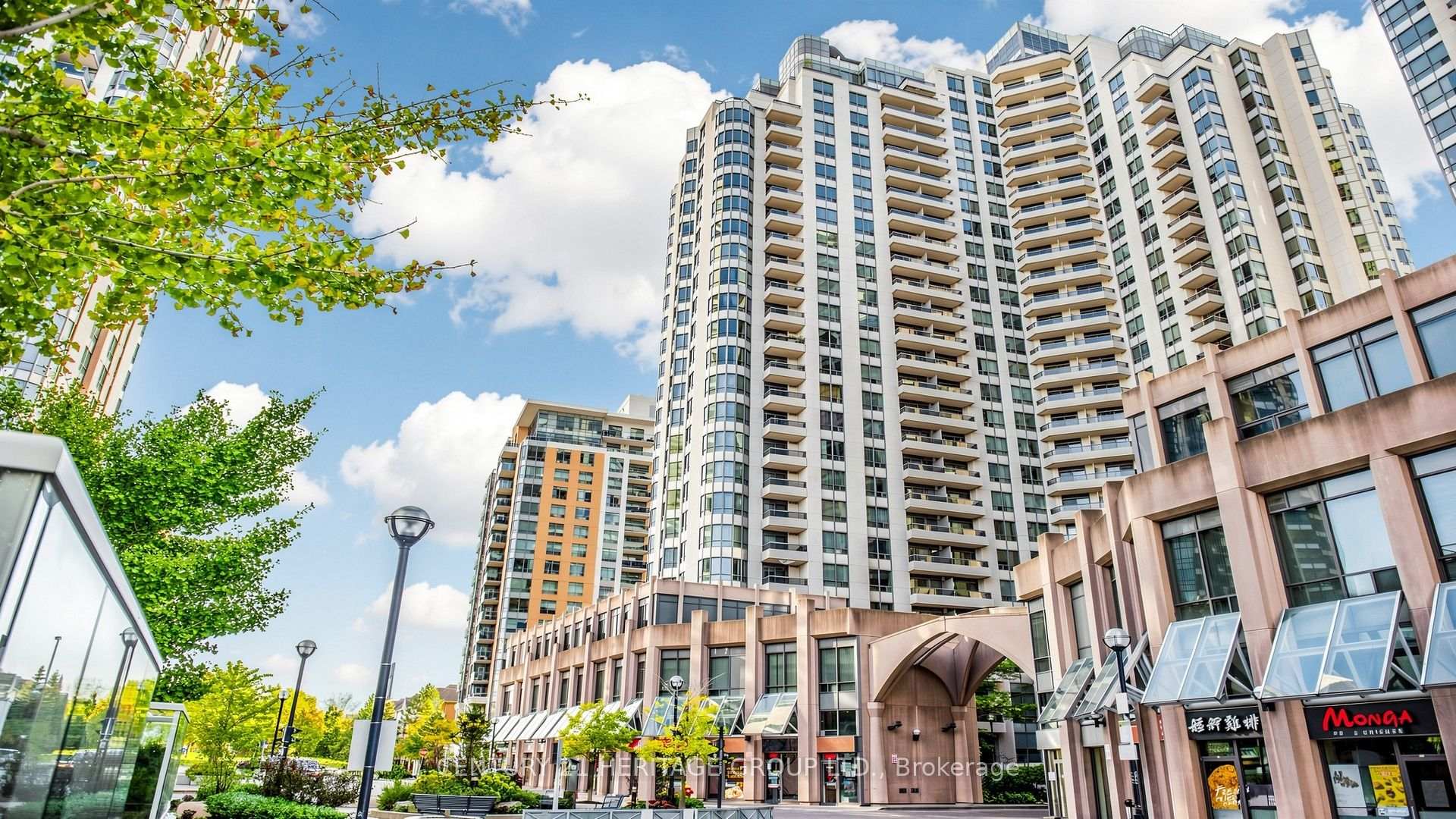 Front of Unit 602, 5 Northtown Way