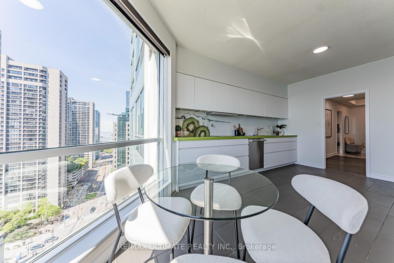Photo 16 of Unit 2206, 10 Queens Quay W, Toronto, Waterfront Communities — HOMEH