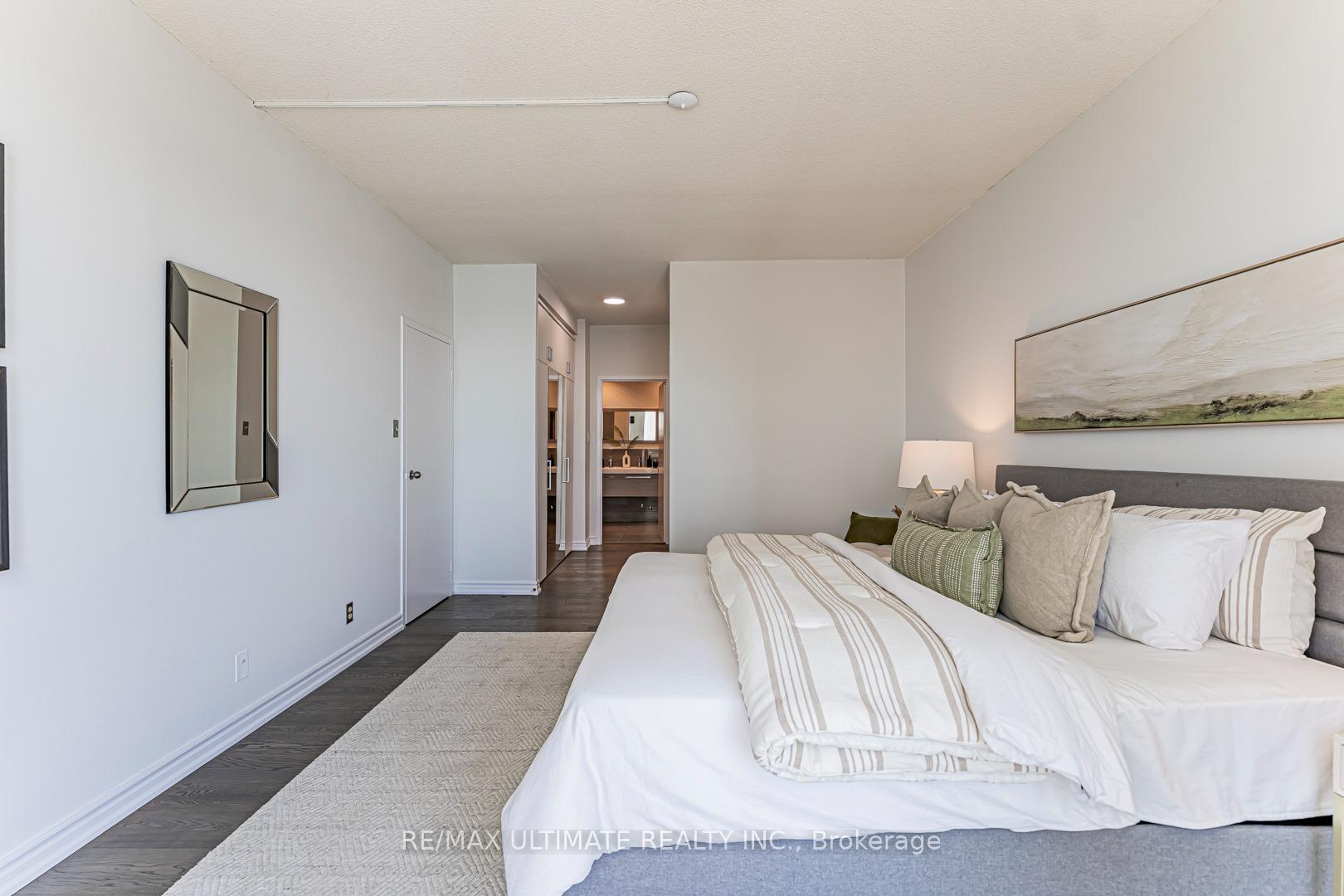 Photo 25 of Unit 2206, 10 Queens Quay W, Toronto, Waterfront Communities — HOMEH