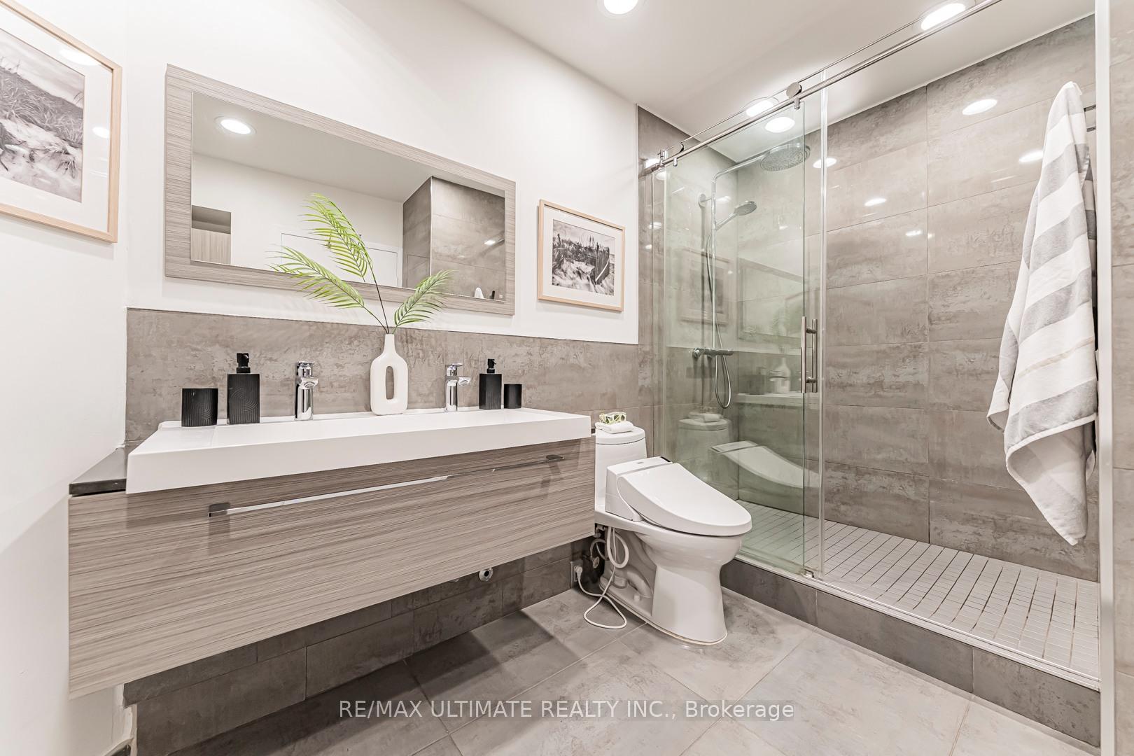 Photo 26 of Unit 2206, 10 Queens Quay W, Toronto, Waterfront Communities — HOMEH