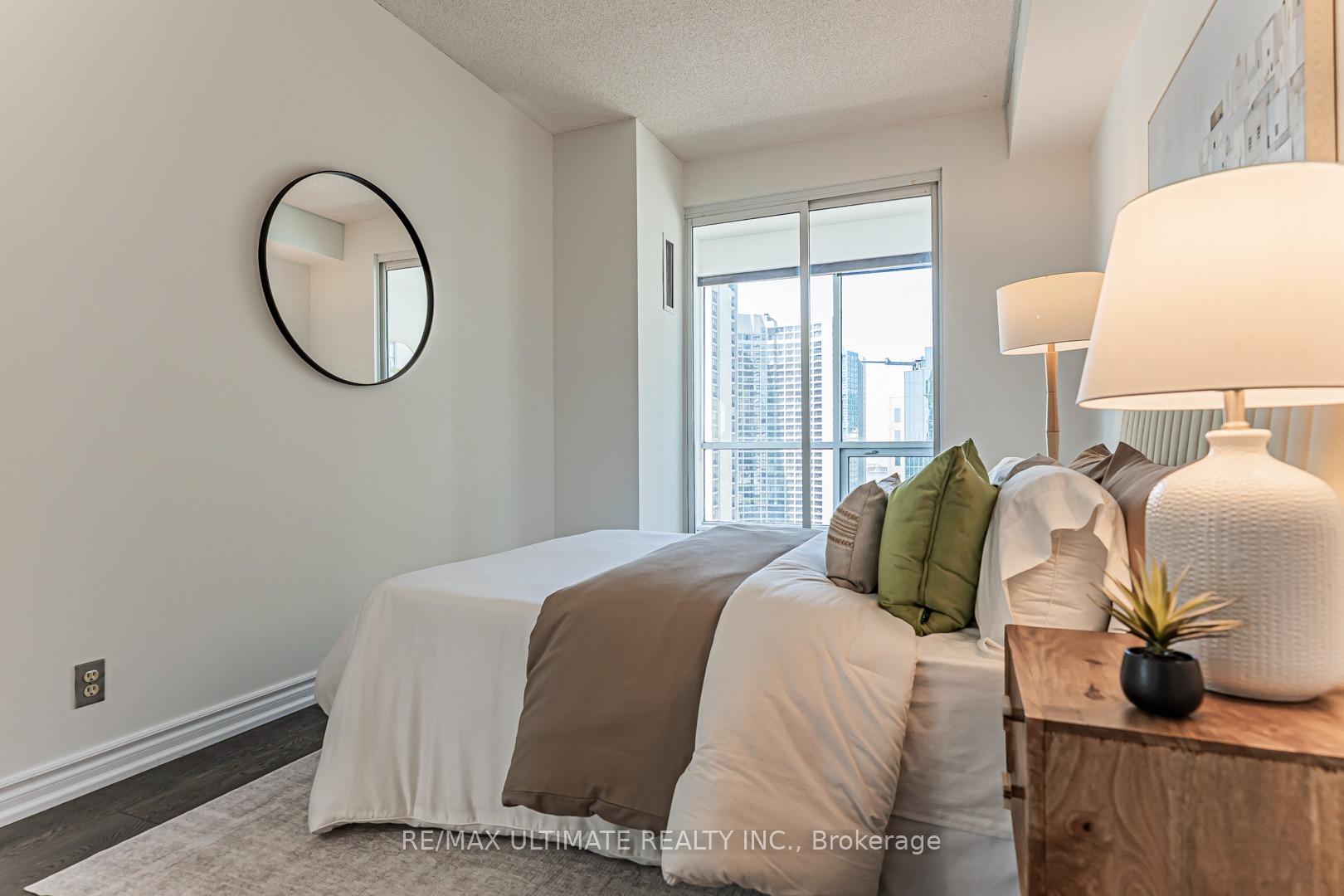 Photo 37 of Unit 2206, 10 Queens Quay W, Toronto, Waterfront Communities — HOMEH