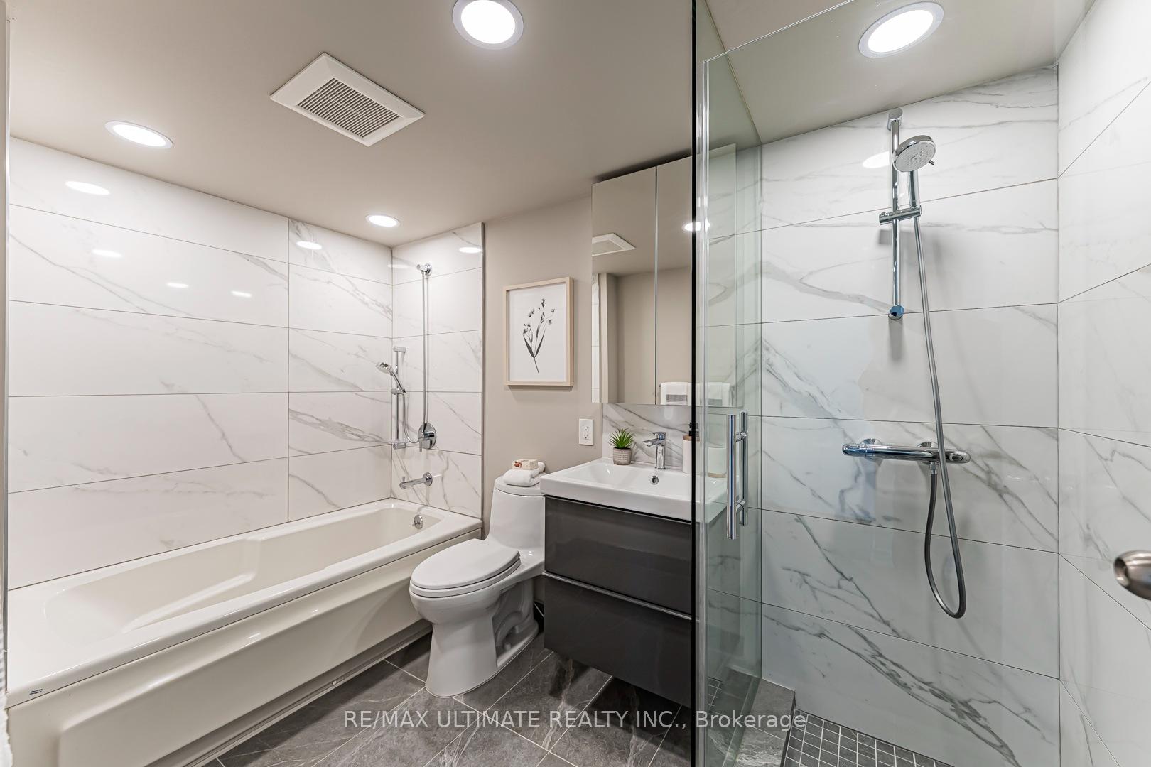 Photo 39 of Unit 2206, 10 Queens Quay W, Toronto, Waterfront Communities — HOMEH