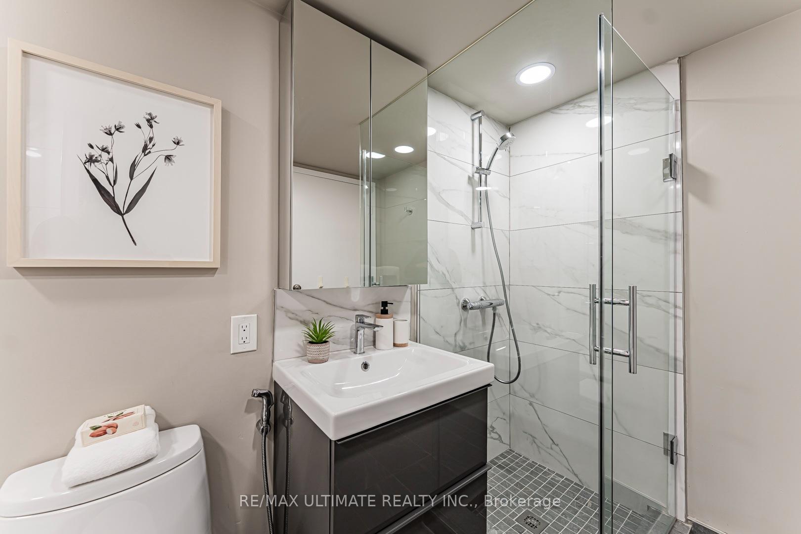 Photo 41 of Unit 2206, 10 Queens Quay W, Toronto, Waterfront Communities — HOMEH