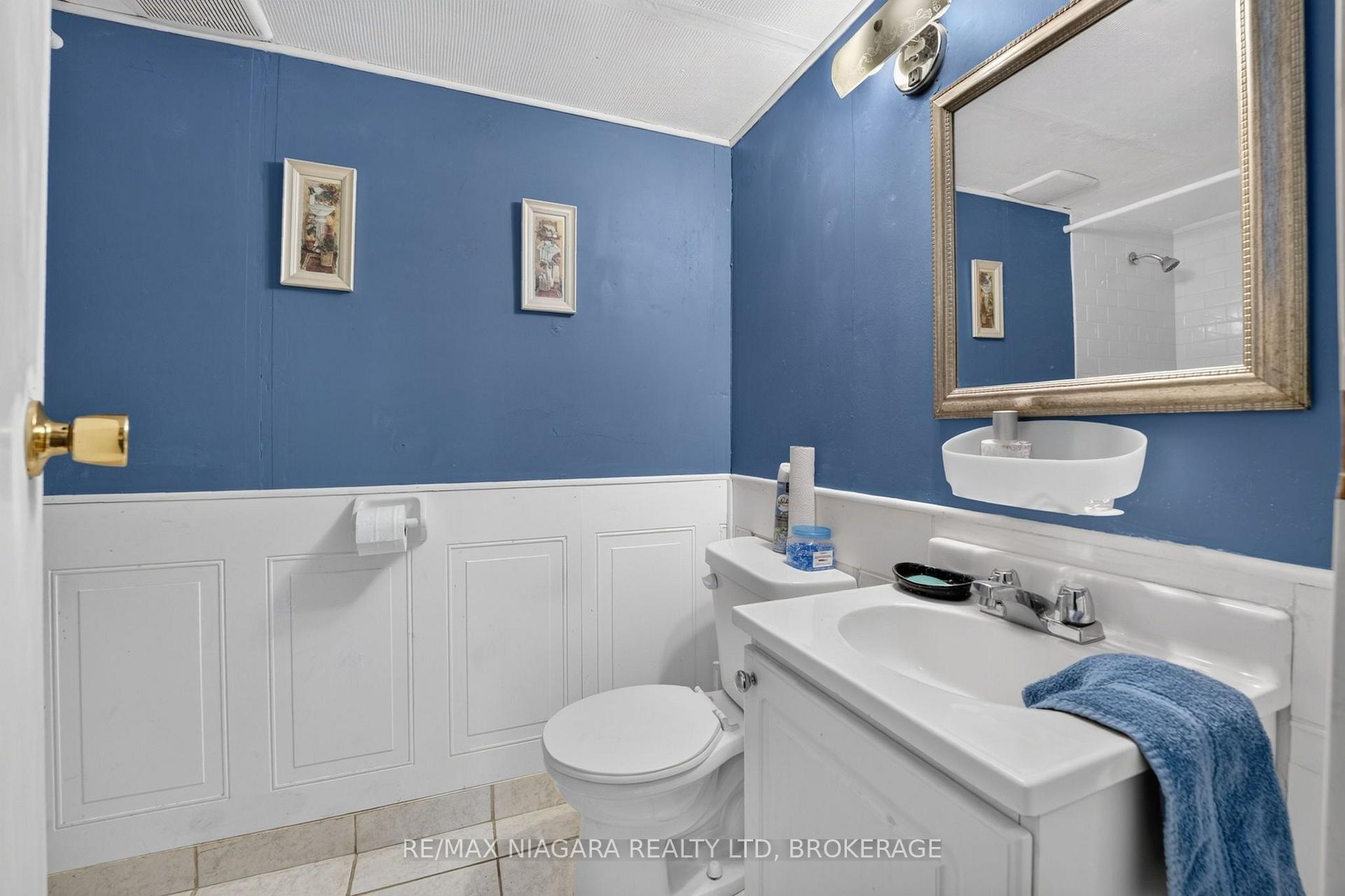 Photo 11 of 45 Green Maple Drive, St. Catharines, Secord Woods — HOMEH