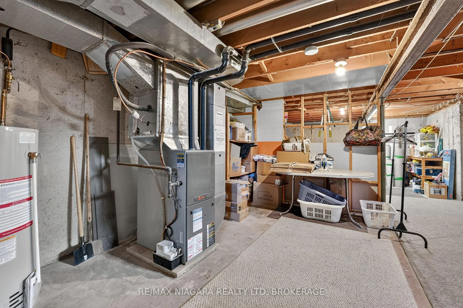 Photo 15 of 45 Green Maple Drive, St. Catharines, Secord Woods — HOMEH