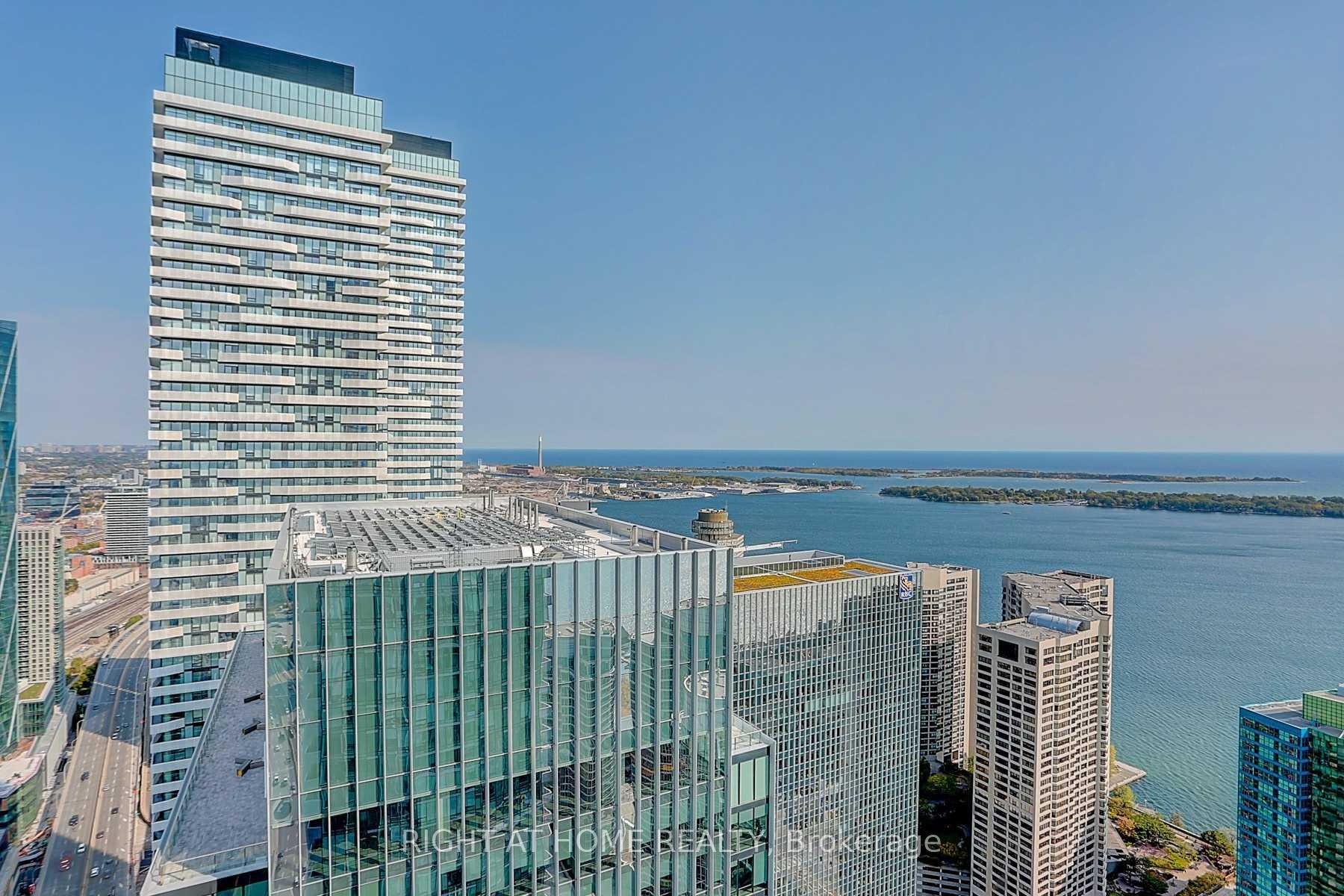 Photo 7 of Unit 5303, 10 York Street, Toronto, Waterfront Communities — HOMEH