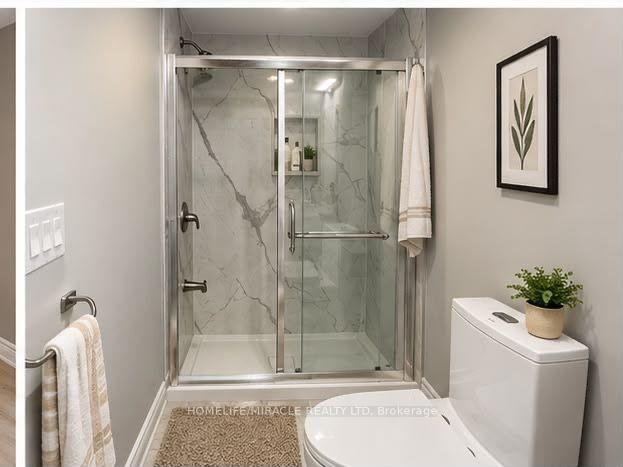 Photo 3 of 23 Kitto Court, Brampton, Fletcher's West — HOMEH