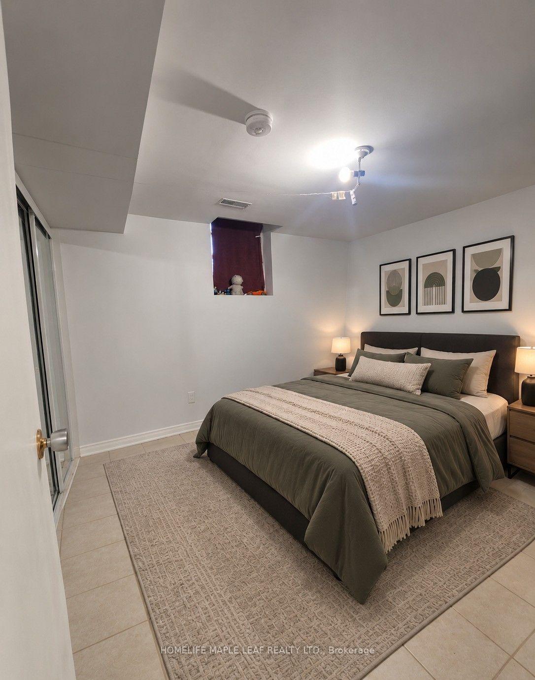 Photo 5 of Unit Basement, 82 Stanwell Drive, Brampton, Heart Lake West — HOMEH