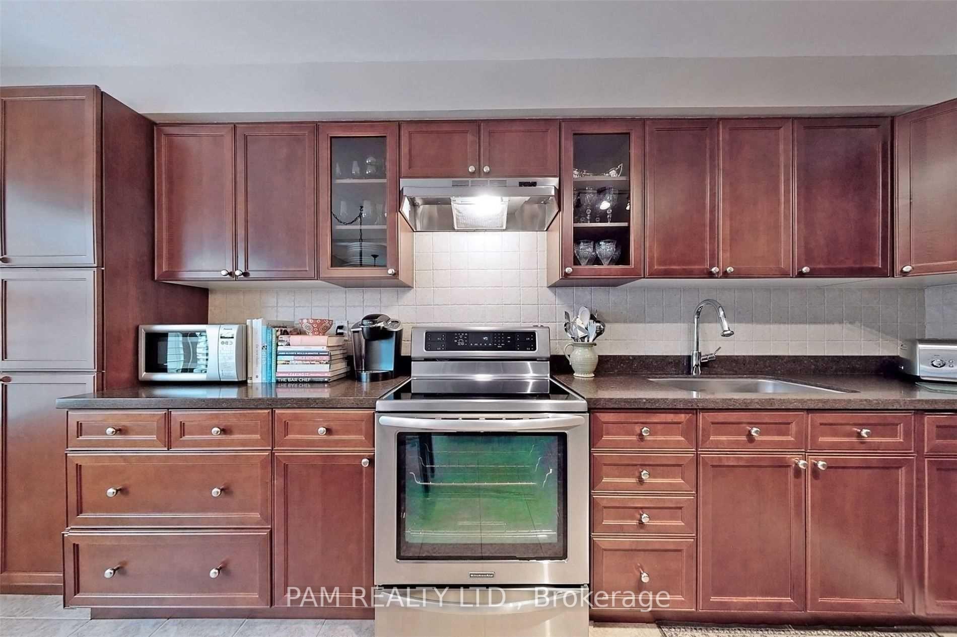 Photo 6 of Unit 58, 61 Confederation Way, Markham, Thornhill — HOMEH
