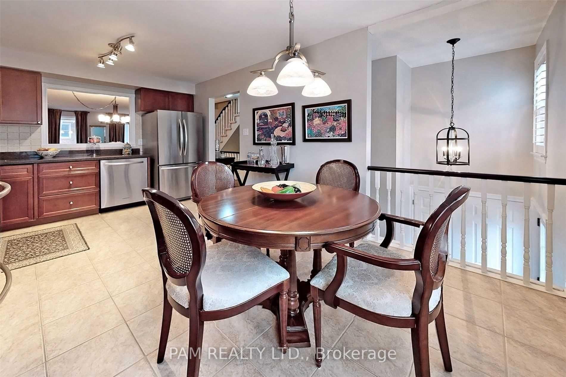 Photo 7 of Unit 58, 61 Confederation Way, Markham, Thornhill — HOMEH