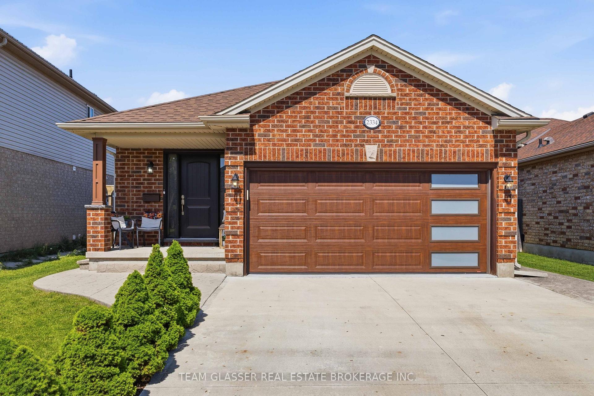 Photo 5 of 2334 Meadowgate Boulevard, London, South U — HOMEH