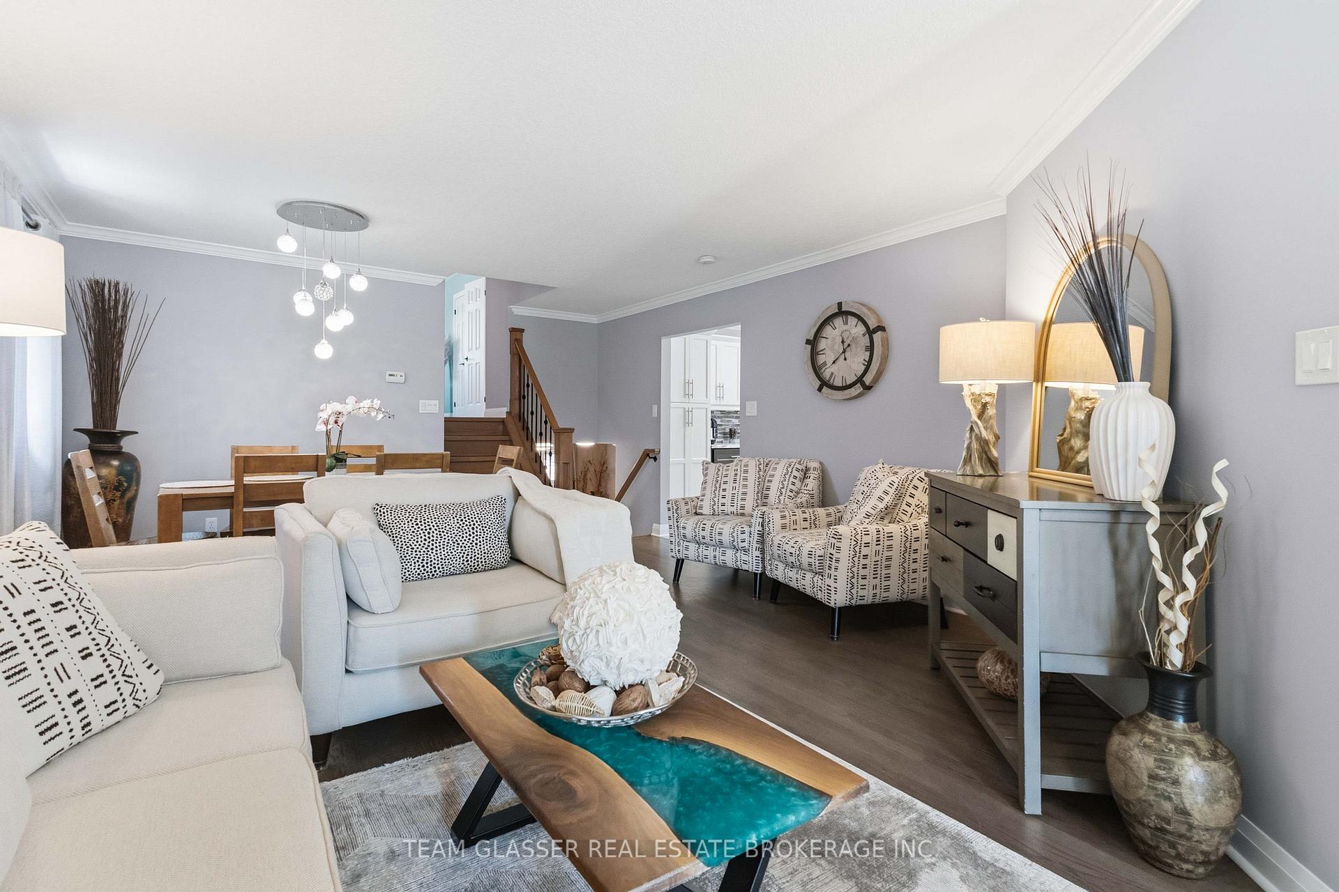 Photo 11 of 2334 Meadowgate Boulevard, London, South U — HOMEH
