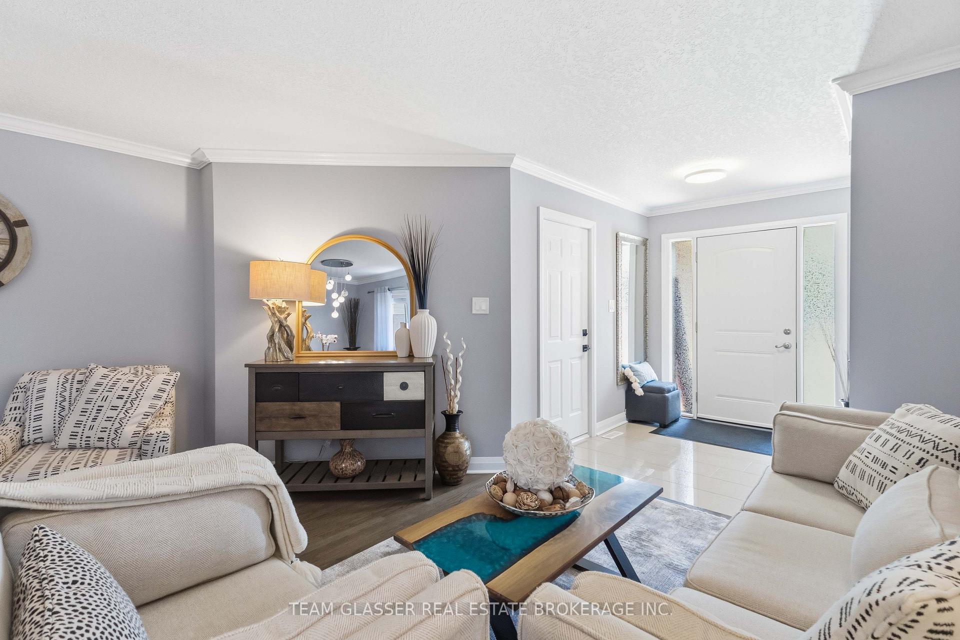 Photo 12 of 2334 Meadowgate Boulevard, London, South U — HOMEH