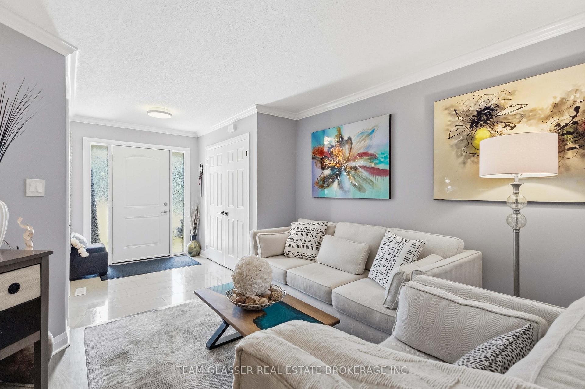 Photo 13 of 2334 Meadowgate Boulevard, London, South U — HOMEH