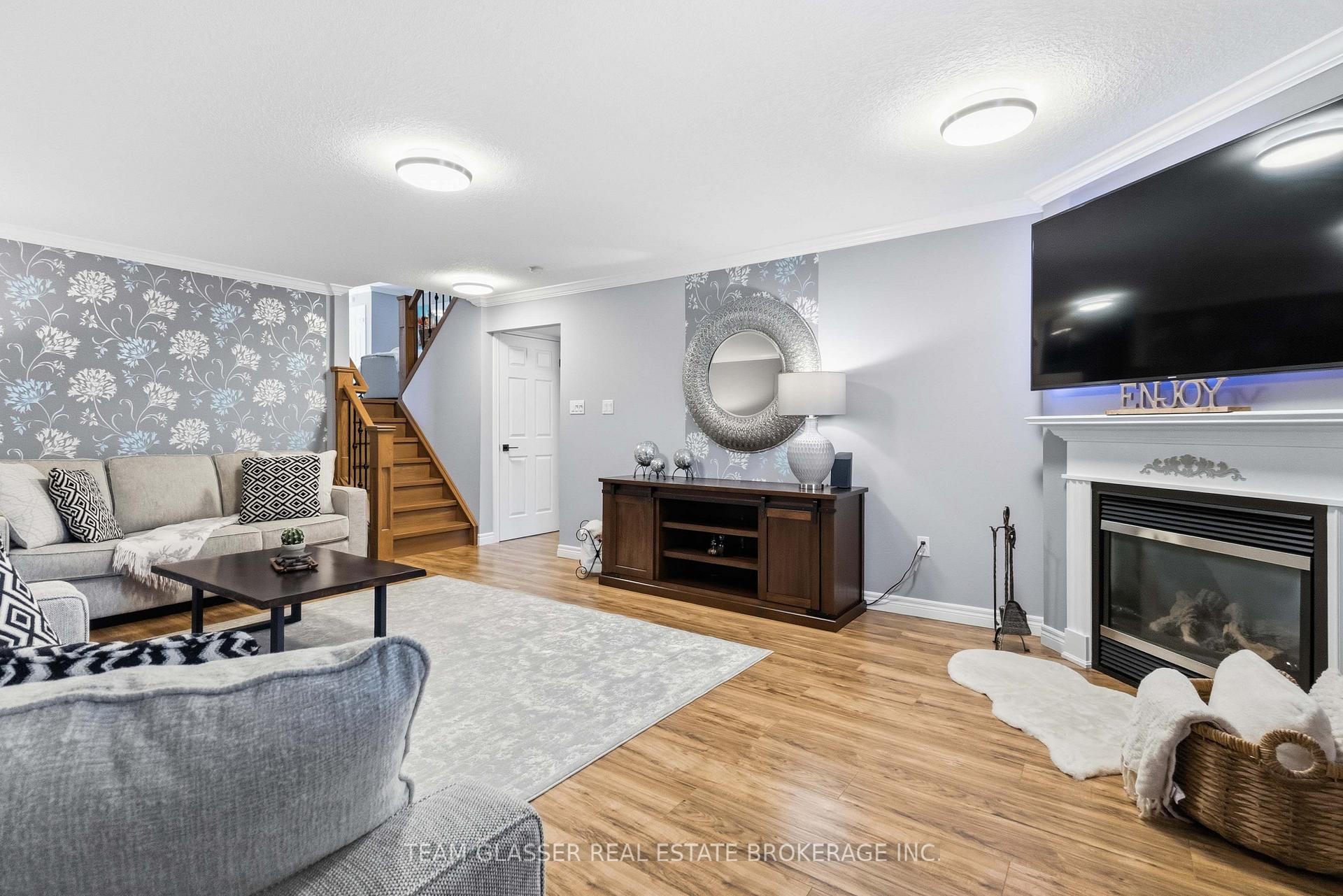 Photo 17 of 2334 Meadowgate Boulevard, London, South U — HOMEH