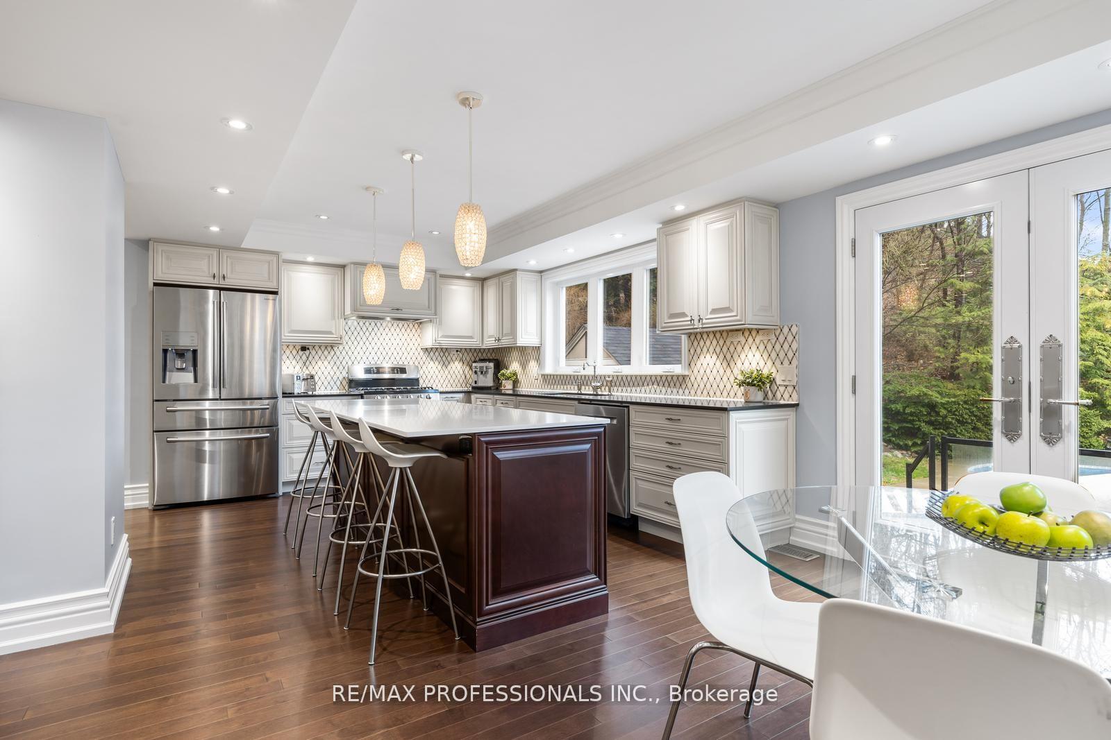 Photo 15 of 164 Morningside Avenue, Toronto, High Park-Swansea — HOMEH