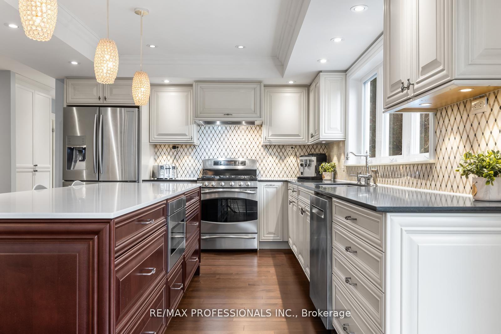 Photo 17 of 164 Morningside Avenue, Toronto, High Park-Swansea — HOMEH