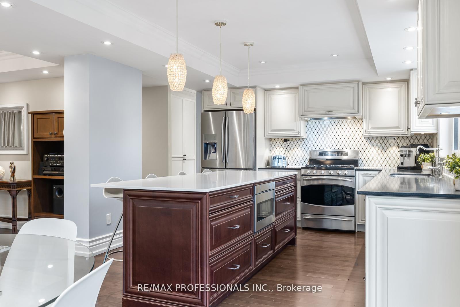 Photo 16 of 164 Morningside Avenue, Toronto, High Park-Swansea — HOMEH