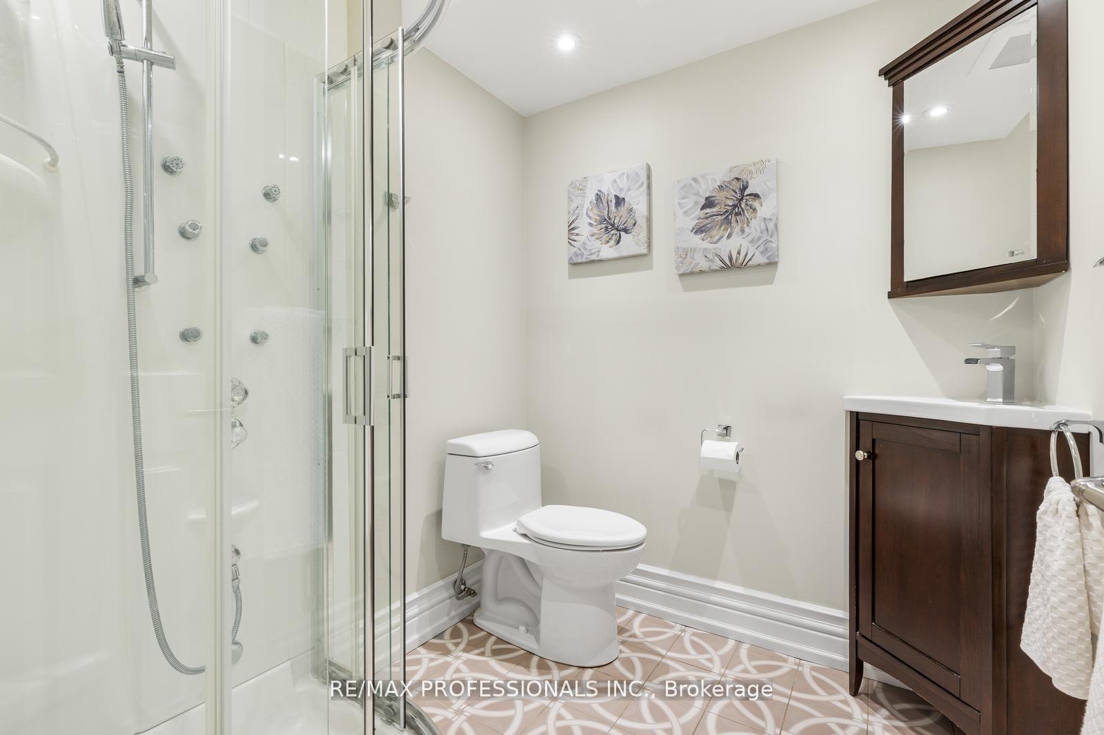Photo 23 of 164 Morningside Avenue, Toronto, High Park-Swansea — HOMEH