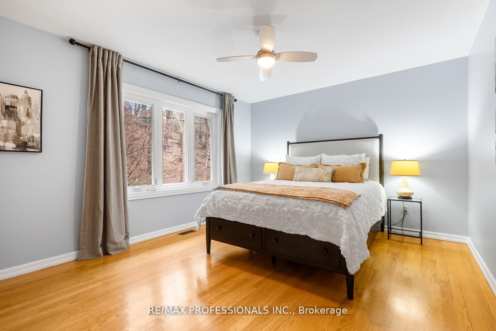 Photo 36 of 164 Morningside Avenue, Toronto, High Park-Swansea — HOMEH