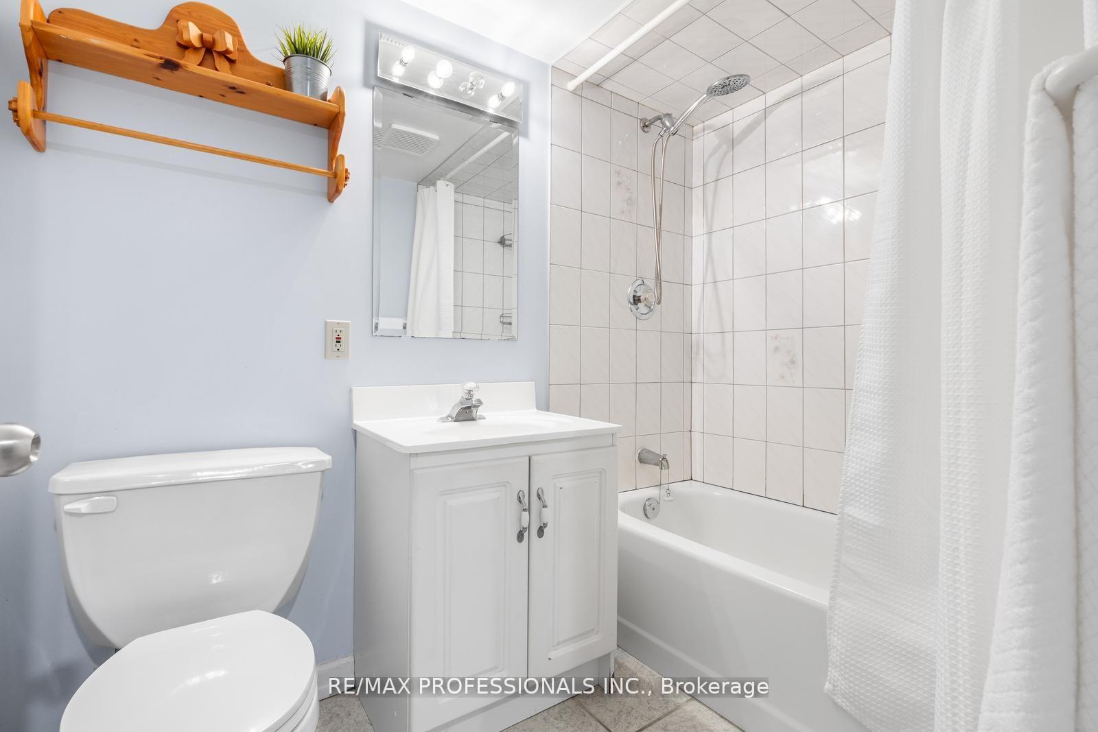 Photo 43 of 164 Morningside Avenue, Toronto, High Park-Swansea — HOMEH